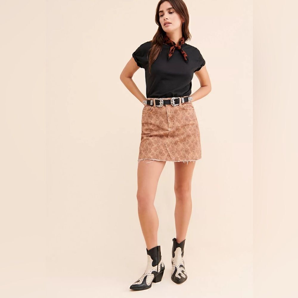 Paige Aideen Raw Hem Snakeskin Jean Mini Skirt - Picture 7 of 8